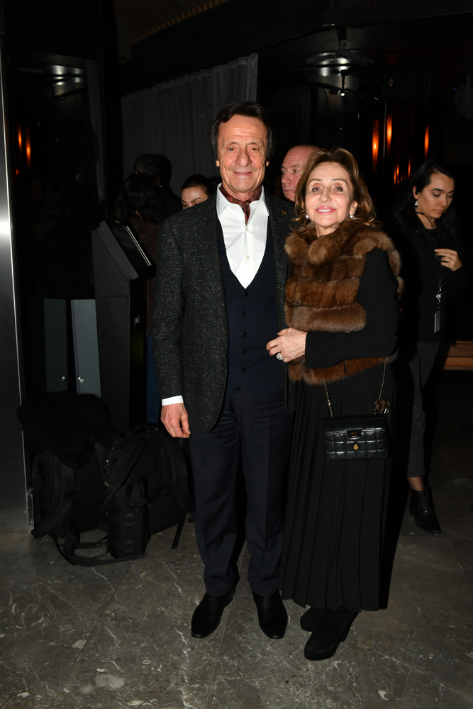 ALICE MÜZİKALİ İZLEYİCİ İLE BULUŞTU