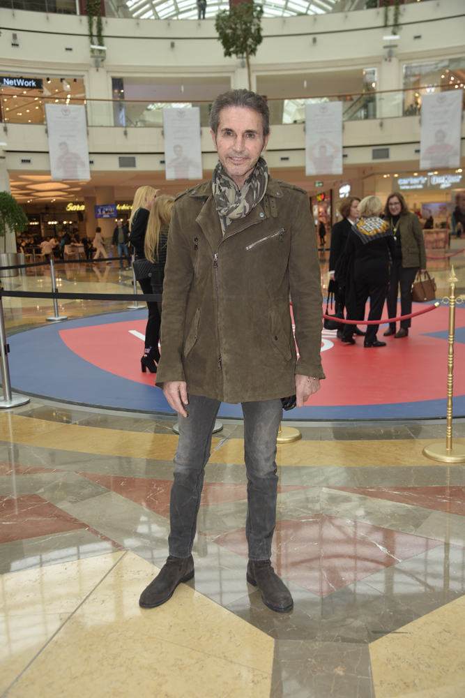 11 ÜNLÜ İSİMDEN  ÖRNEK PROJE  ’İYİ KALPLİ OL’ 