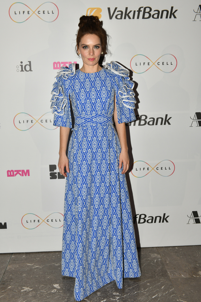 ALICE MÜZİKALİ İZLEYİCİ İLE BULUŞTU