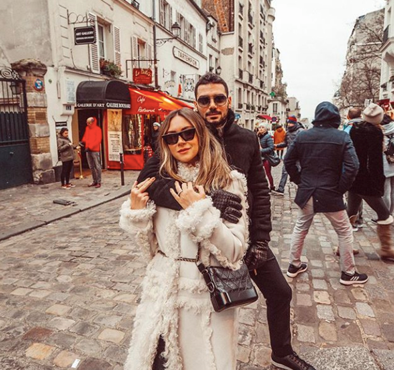 ÜNLÜLERDEN SEVGİLİLER GÜNÜ PAYLAŞIMLARI