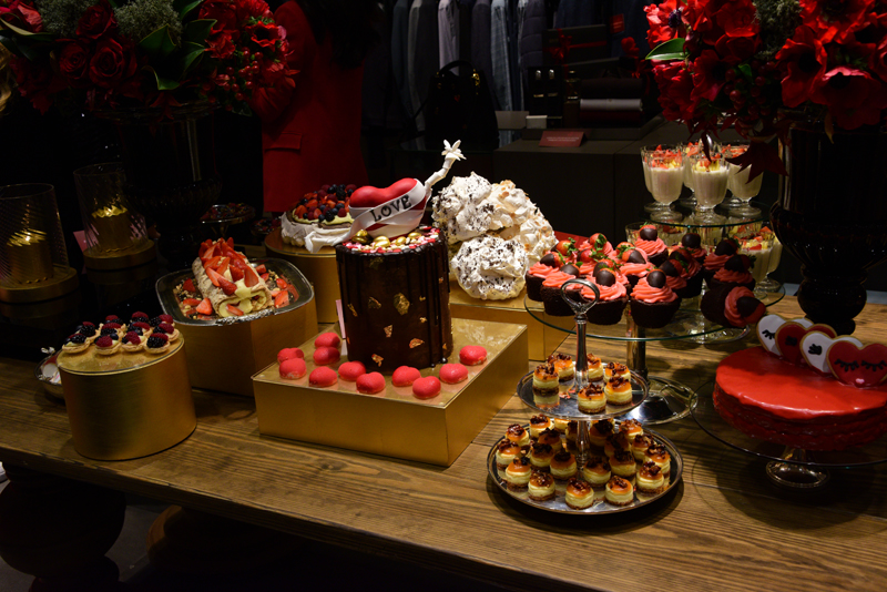 SEVGİLİLER GÜNÜ’NDE ‘ERKEKLER DE HEDİYE İSTER’