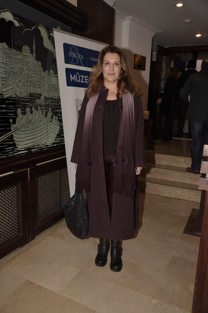 OLGUNLU’NUN KİTABINDA AYASOFYA’NIN GİZEMİ