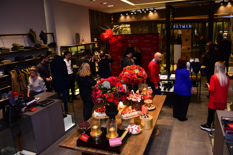 SEVGİLİLER GÜNÜ’NDE ‘ERKEKLER DE HEDİYE İSTER’