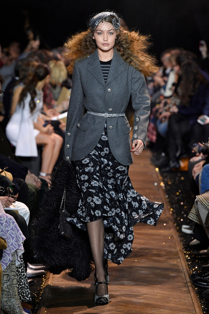 MICHAEL KORS 2019 SONBAHAR/KIŞ DEFİLESİ