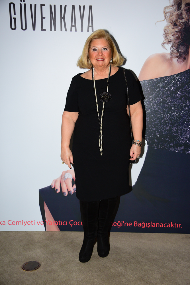 GÖRÜNENİN ÖTESİNİ KALEME ALDI