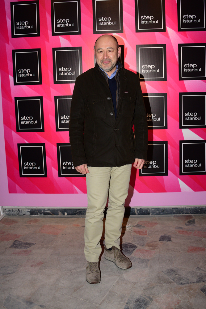 TOMTOM KIRMIZI'DA STEP İSTANBUL HEYECANI