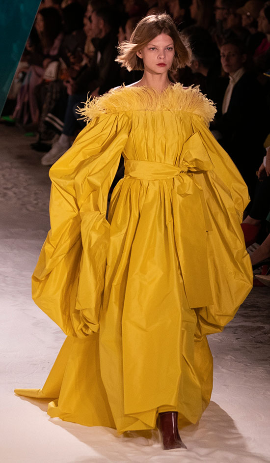 ROKSANDANIN SİLÜETLERİ