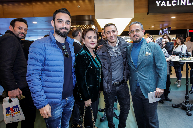 KAAN SABANCIDAN İMZA GÜNÜ