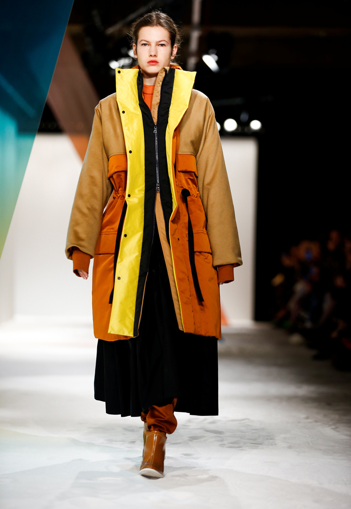 ROKSANDANIN SİLÜETLERİ