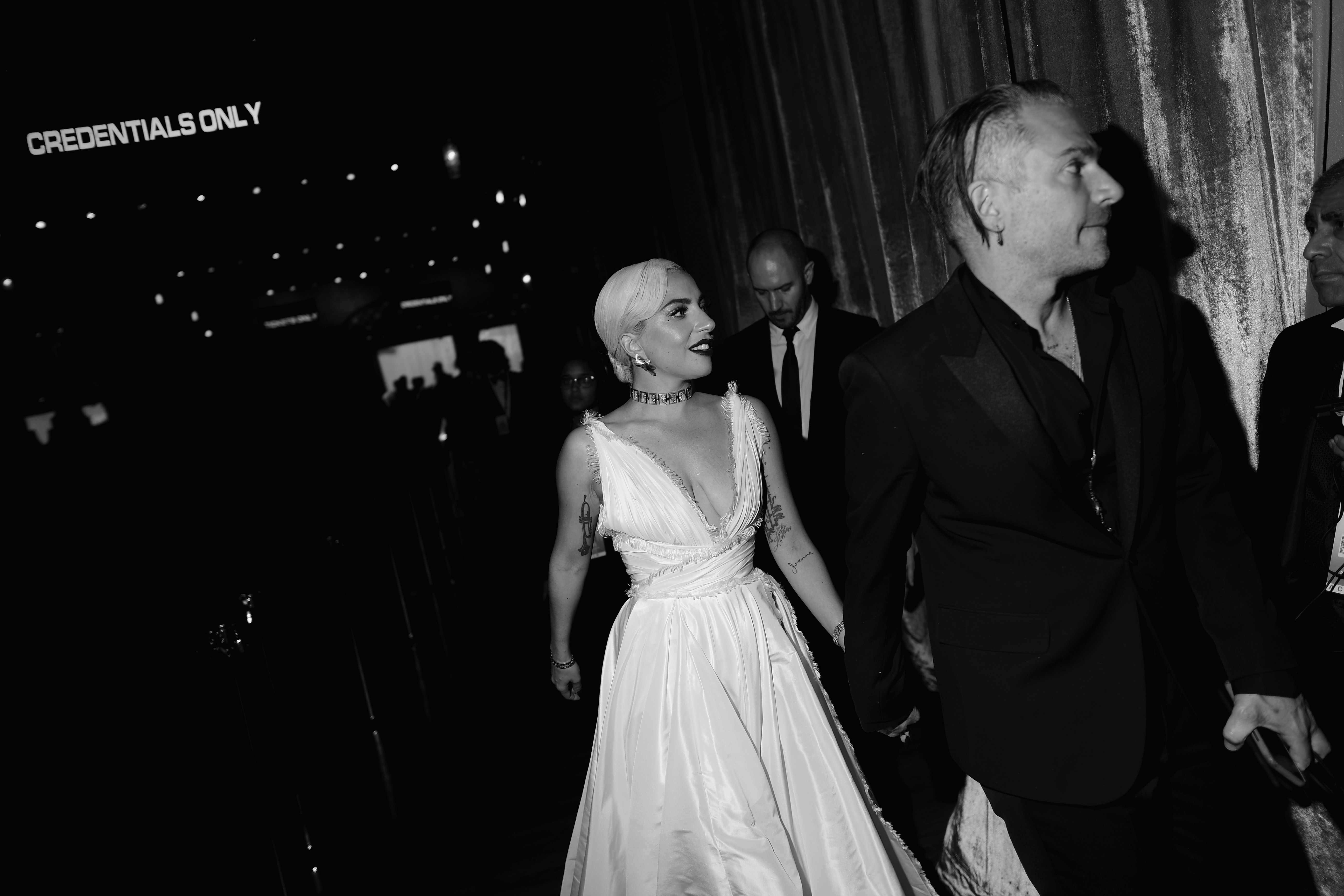 LADY GAGA NİŞANLISINDAN AYRILDI