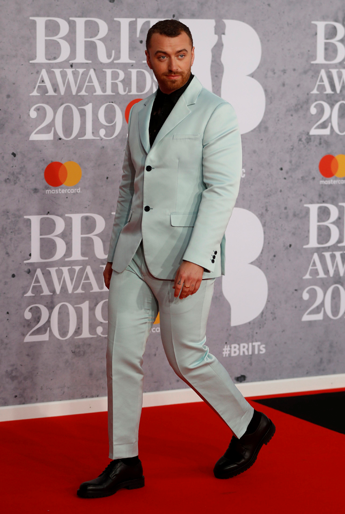 BRIT AWARDS'TA YILDIZLAR GEÇİDİ