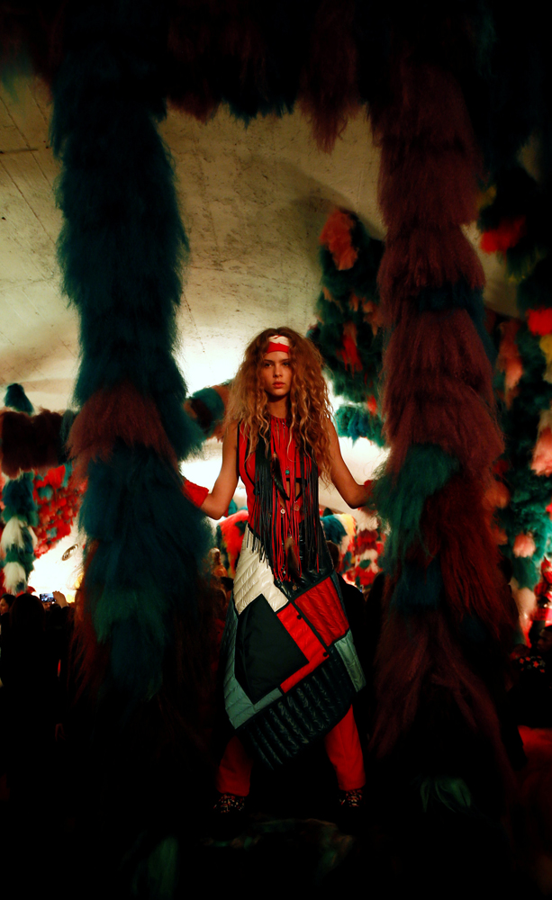 MONCLER MİLANO MODA HAFTASI'NDA