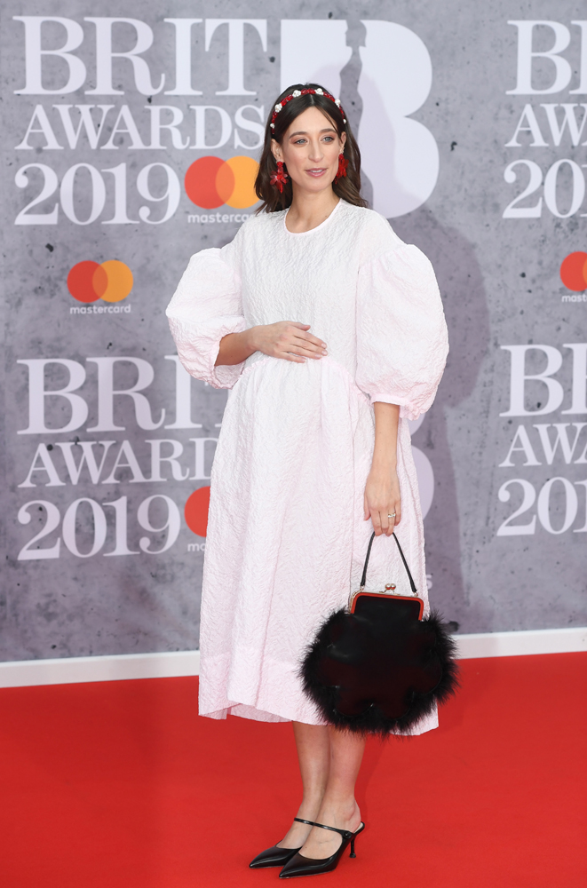 BRIT AWARDS'TA YILDIZLAR GEÇİDİ