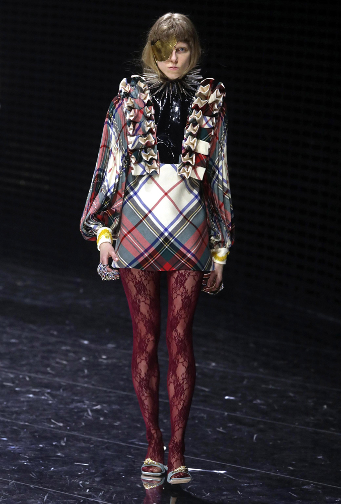 GUCCİ MİLANO MODA HAFTASI DEFİLESİ