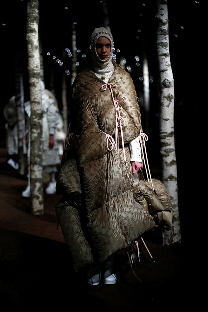 MONCLER MİLANO MODA HAFTASI'NDA