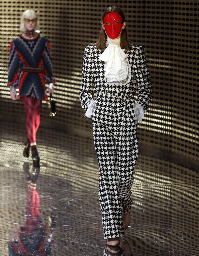 GUCCİ MİLANO MODA HAFTASI DEFİLESİ