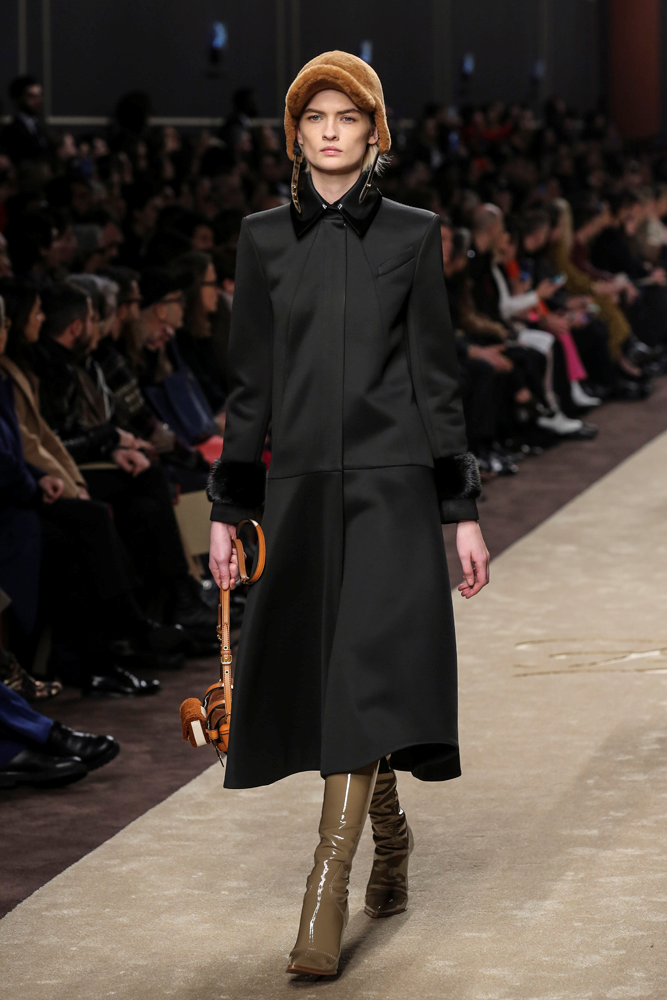 FENDİ 2019/2020 SONBAHAR/KIŞ KOLEKSİYONU