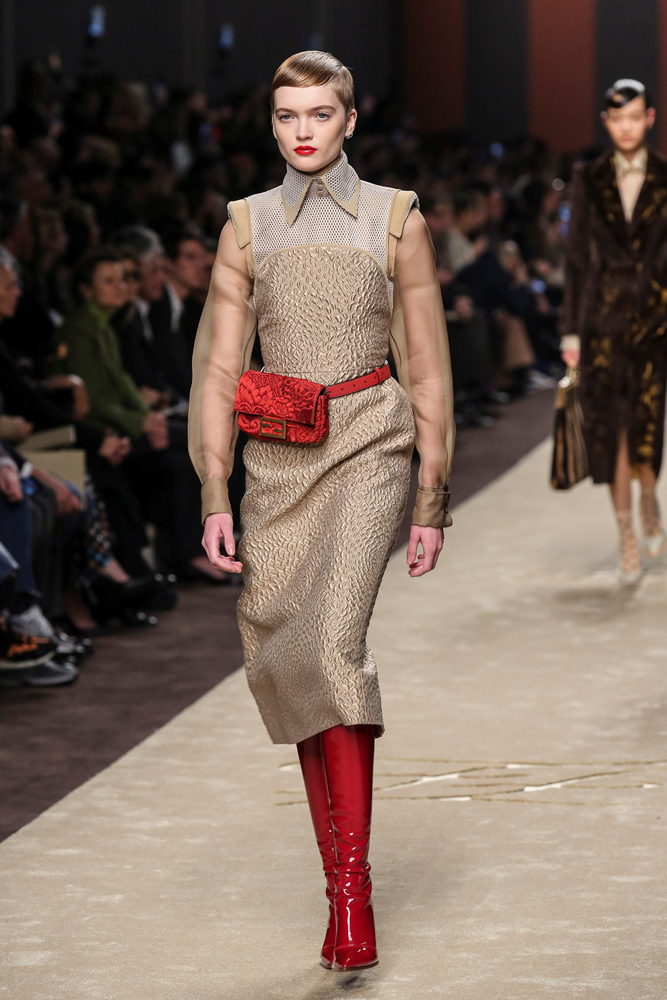 FENDİ 2019/2020 SONBAHAR/KIŞ KOLEKSİYONU