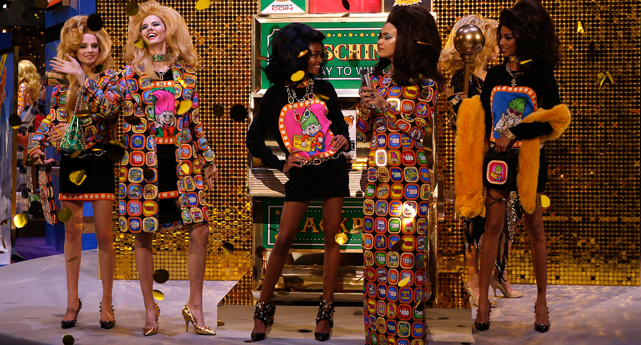 MOSCHINO DEFİLESİ