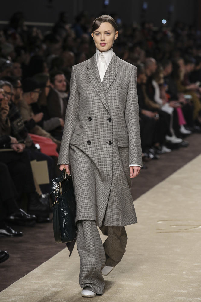 FENDİ 2019/2020 SONBAHAR/KIŞ KOLEKSİYONU