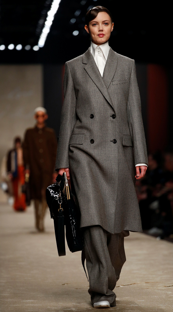 FENDİ 2019/2020 SONBAHAR/KIŞ KOLEKSİYONU