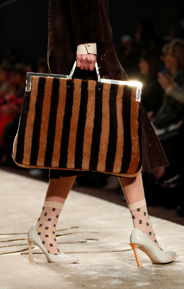 FENDİ 2019/2020 SONBAHAR/KIŞ KOLEKSİYONU