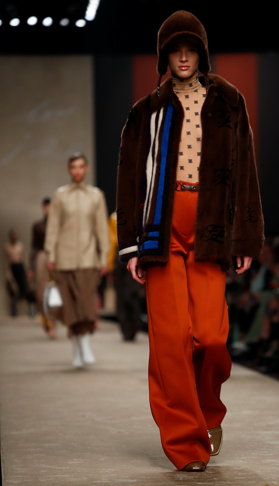FENDİ 2019/2020 SONBAHAR/KIŞ KOLEKSİYONU