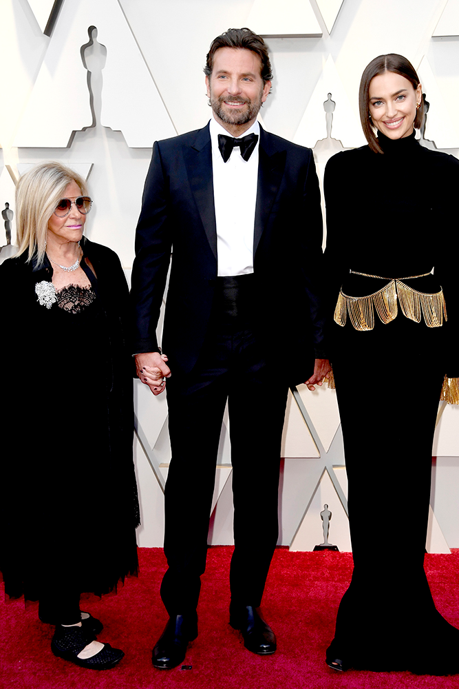 OSCAR ÖDÜLLERİ'NDE KIRMIZI HALI ŞIKLIĞI