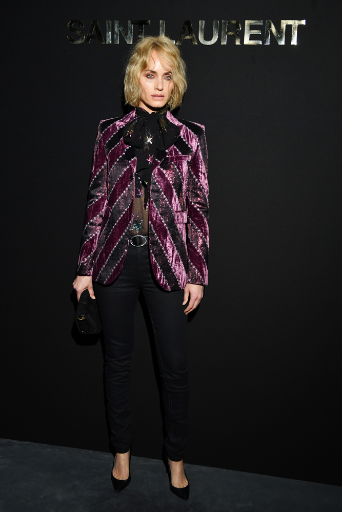 SAINT LAURENT DEFİLESİNİ KİMLER İZLEDİ?