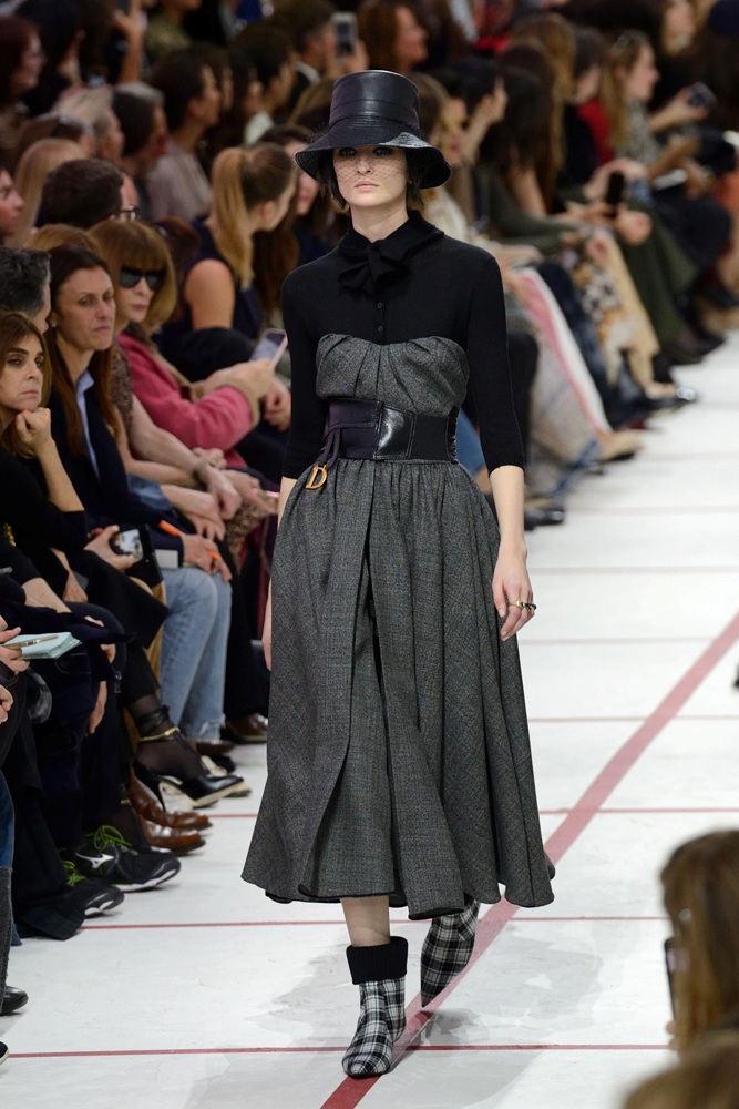 PARIS MODA HAFTASI I DIOR 