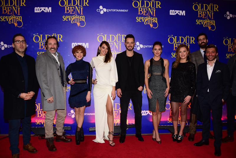 "ÖLDÜR BENİ SEVİLİM" FİLMİNİN GALASI YAPILDI