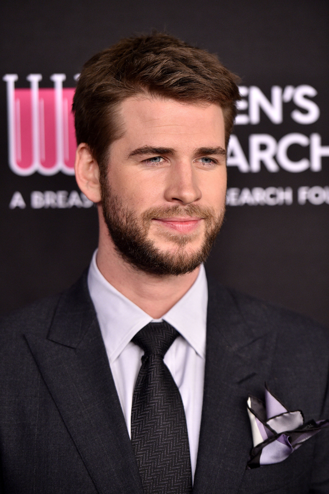 MILEY CYRUS VE LIAM HEMSWORTH KANSERLE MÜCADELEYE DESTEK VERDİ