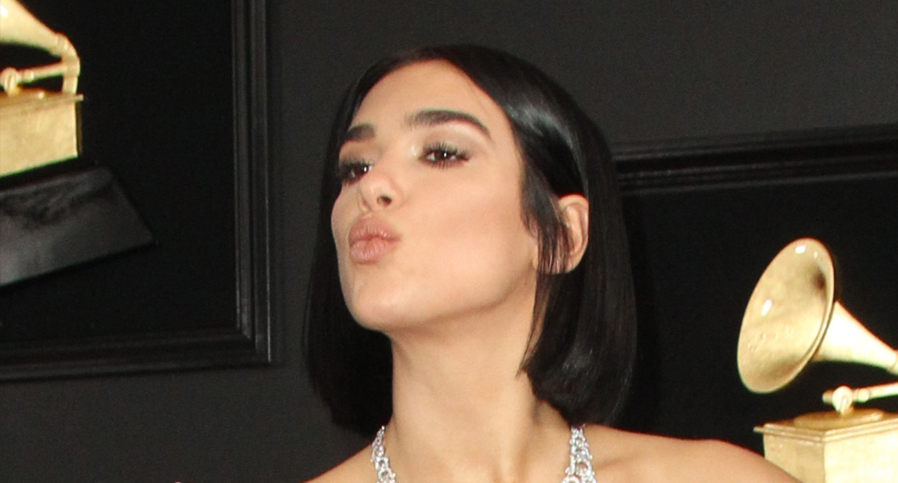 DUA LIPA'DAN ANLAMLI PAYLAŞIM