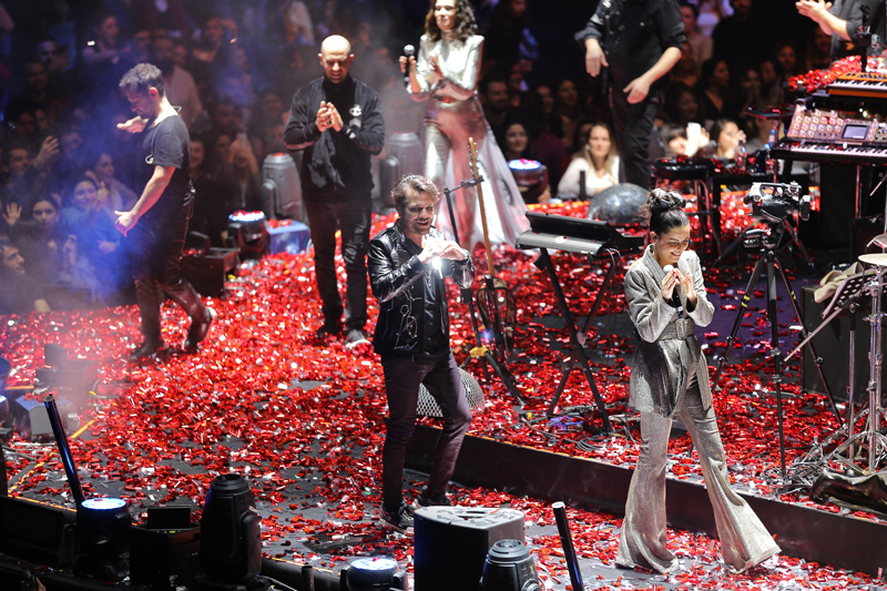 KENAN DOĞULU’DAN 360 DERECE KONSER