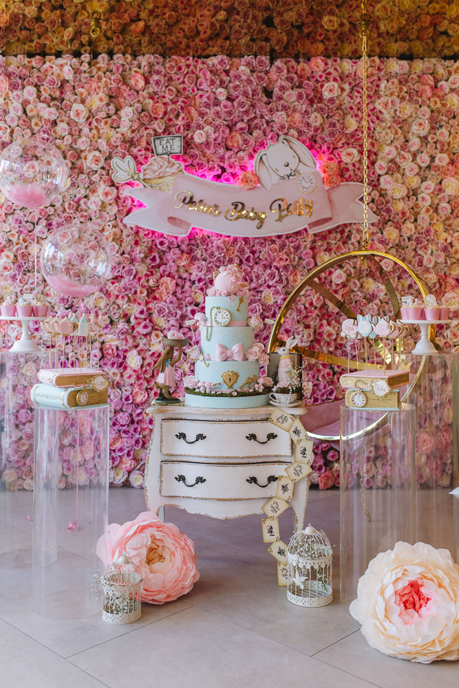 PELİN AKİL BABY SHOWER DÜZENLEDİ