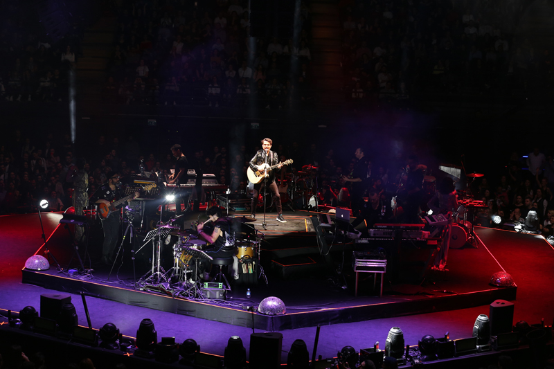 KENAN DOĞULU’DAN 360 DERECE KONSER