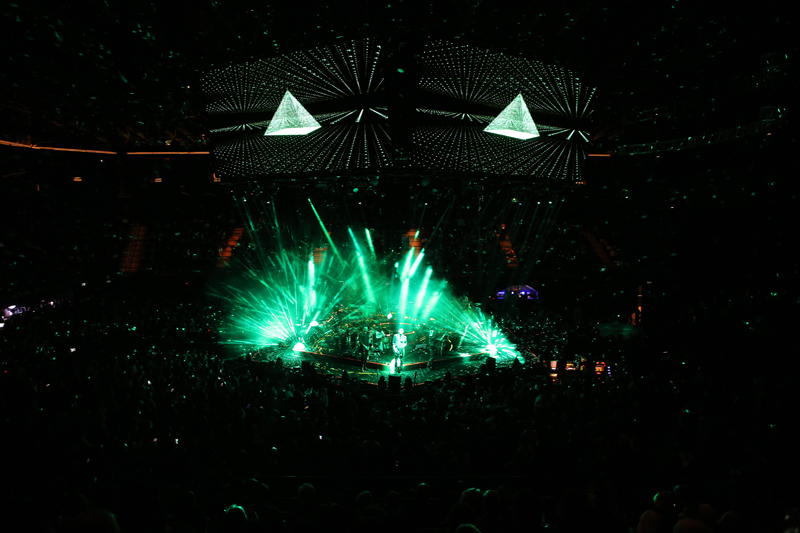 KENAN DOĞULU’DAN 360 DERECE KONSER