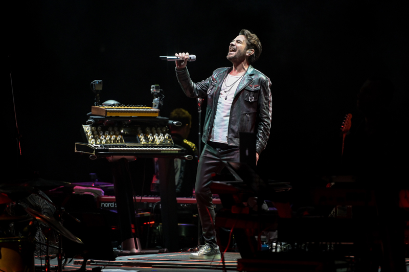 KENAN DOĞULU’DAN 360 DERECE KONSER