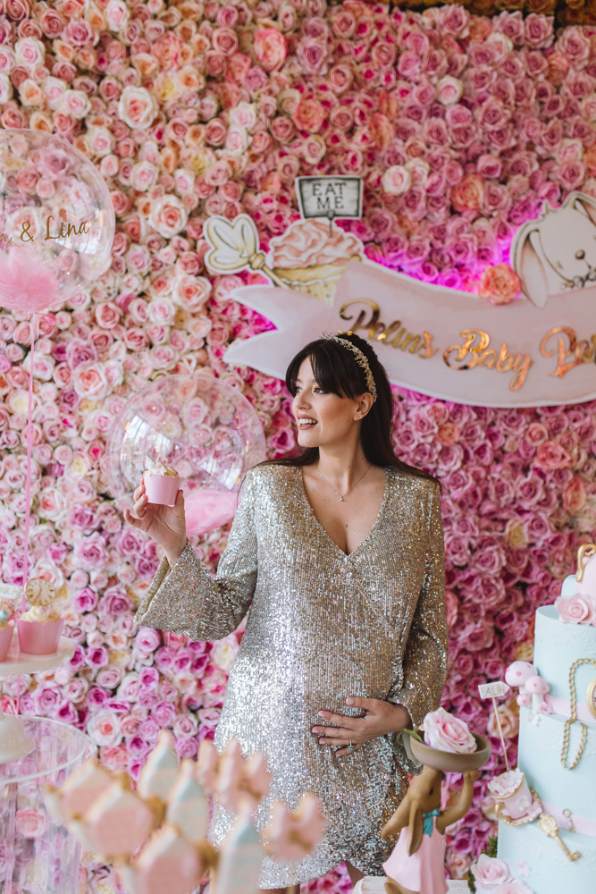 PELİN AKİL BABY SHOWER DÜZENLEDİ