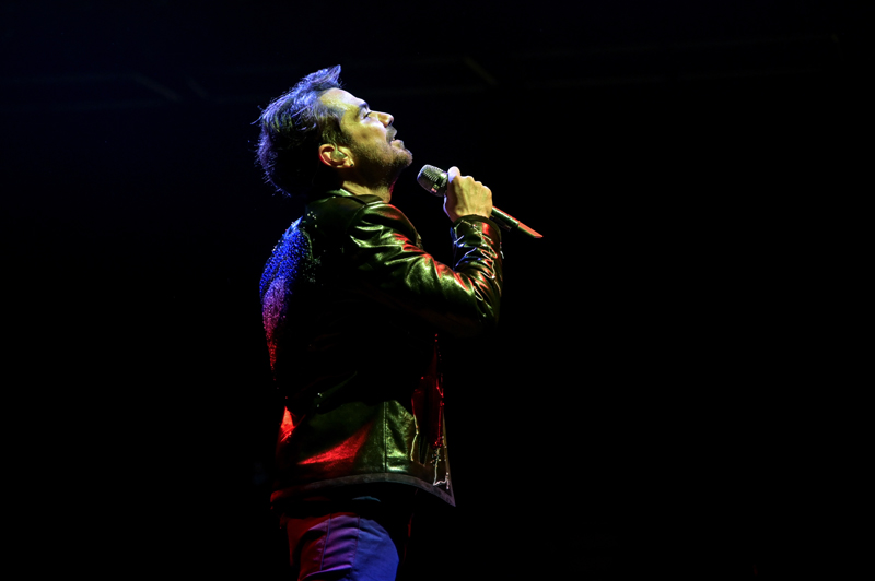 KENAN DOĞULU’DAN 360 DERECE KONSER