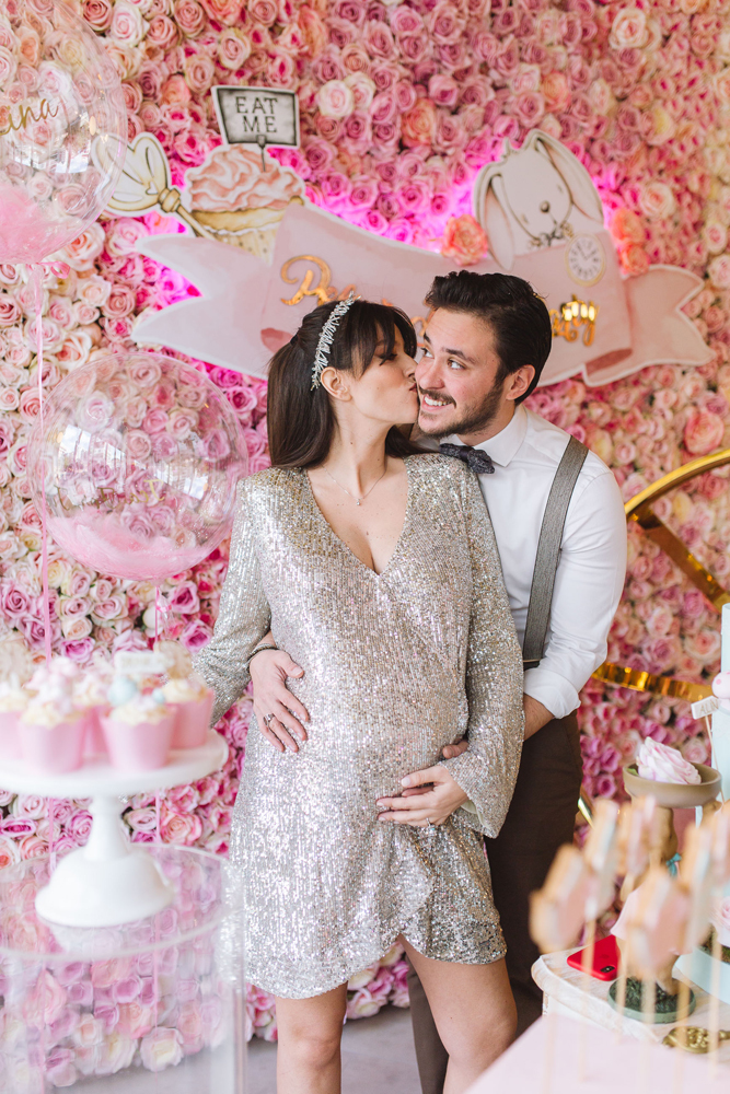 PELİN AKİL BABY SHOWER DÜZENLEDİ