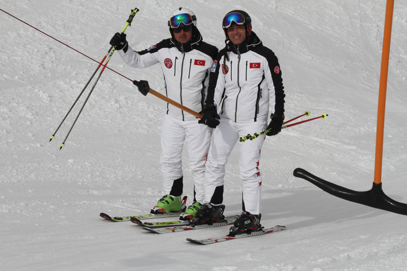 SENKRONİZE KAYAK TAKIMI TÜRKİYE'Yİ TEMSİL EDECEK