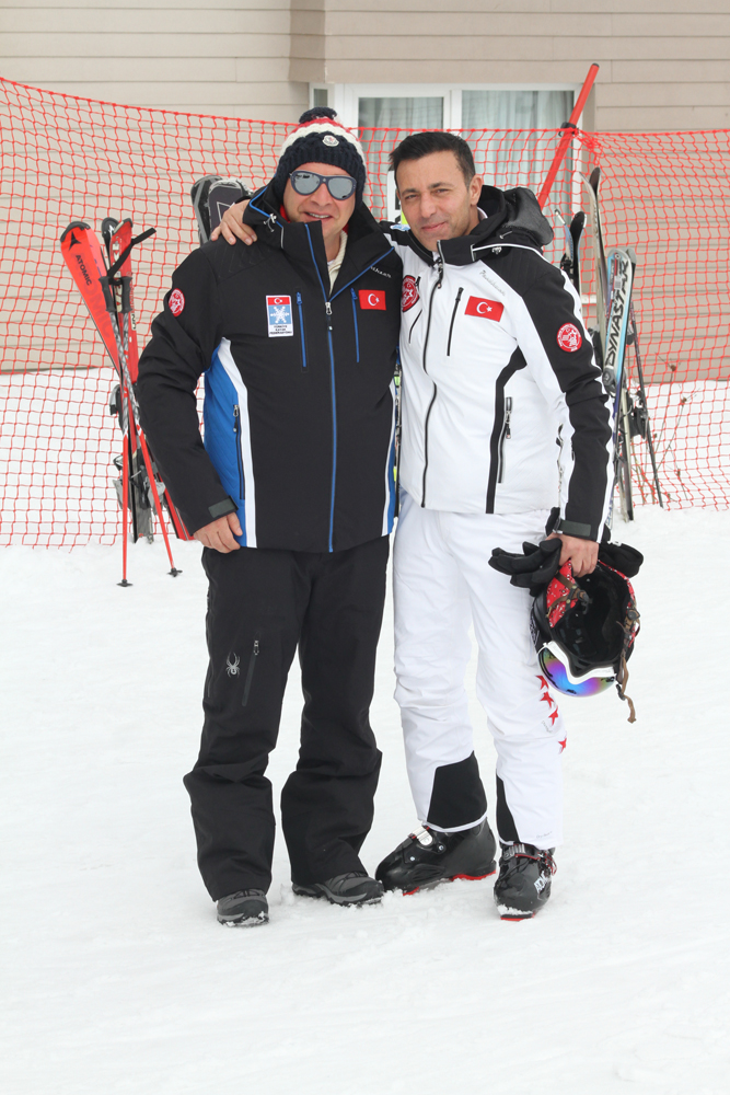 SENKRONİZE KAYAK TAKIMI TÜRKİYE'Yİ TEMSİL EDECEK