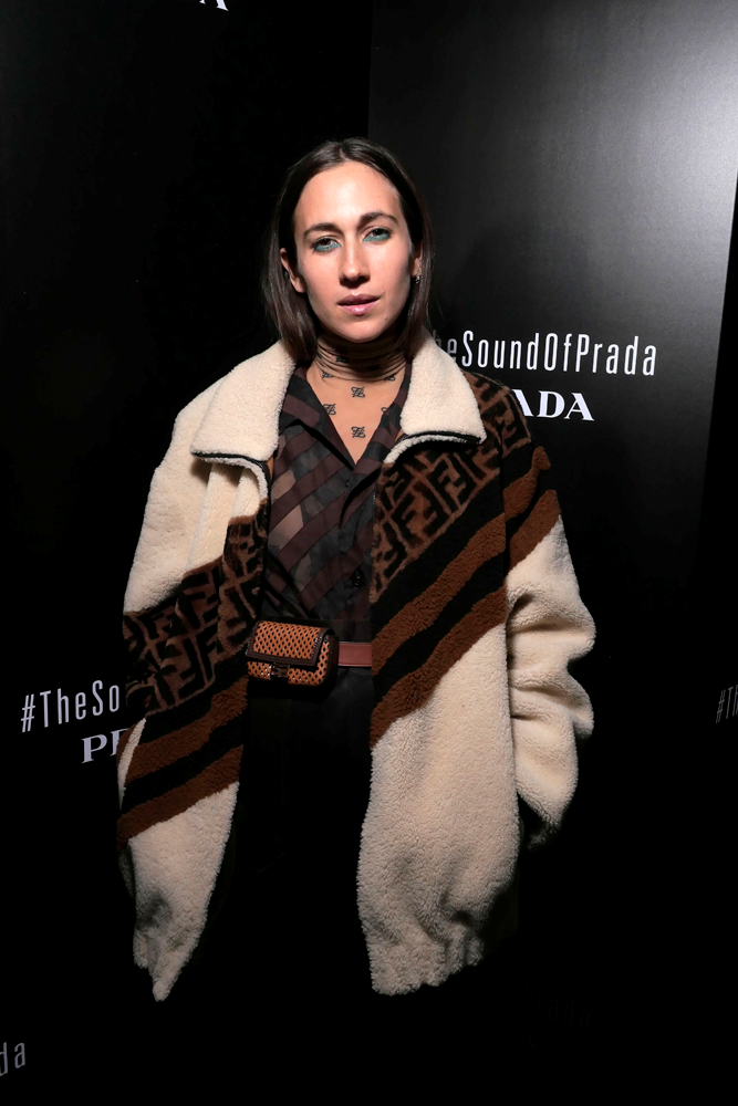 PRADA'NIN SPOTIFY PARTİSİ