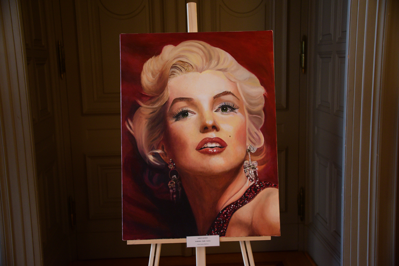 KADINLAR GÜNÜ'NE ÖZEL SERGİ