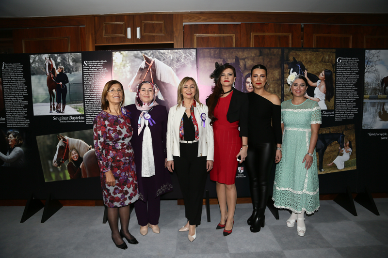   DÜNYA KADINLAR GÜNÜ KOŞUSU