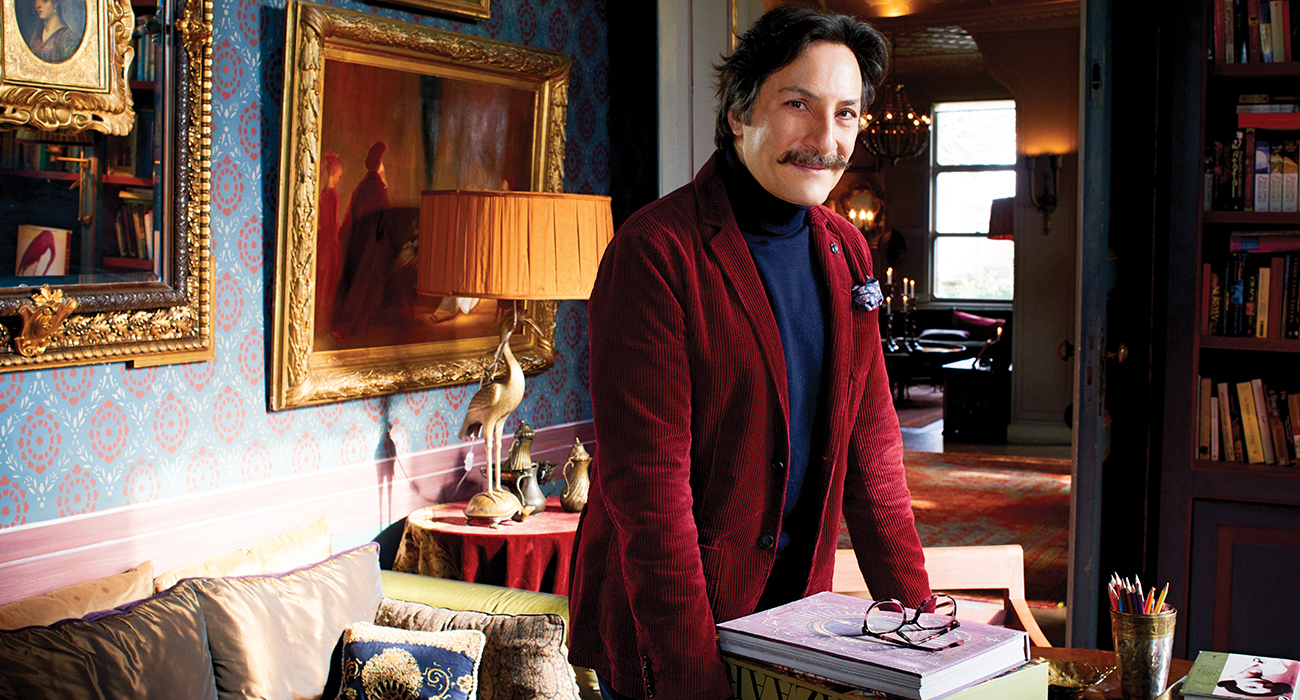 SERDAR GÜLGÜN'ÜN BÜYÜLÜ DÜNYASI