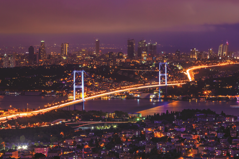 NİL BENTÜRK UYGUNER'İN LÜKSLERİ