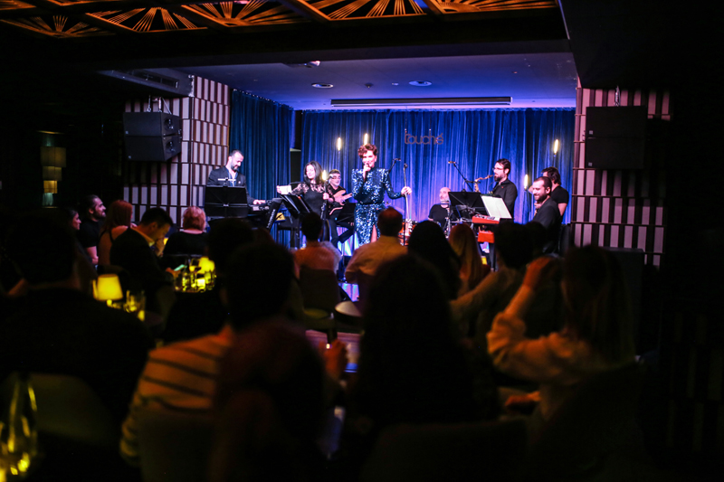 BERGÜZAR KOREL SAHNEDE