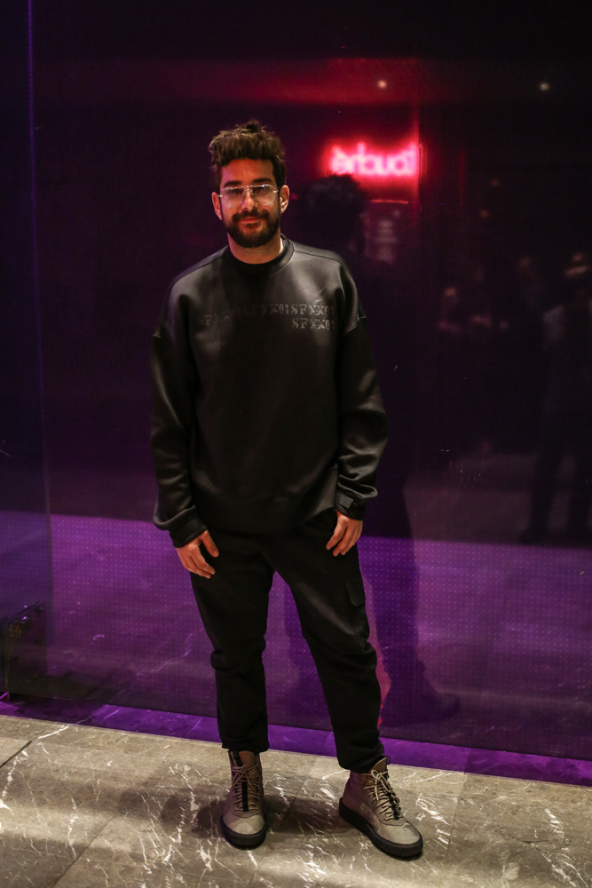 BERGÜZAR KOREL SAHNEDE